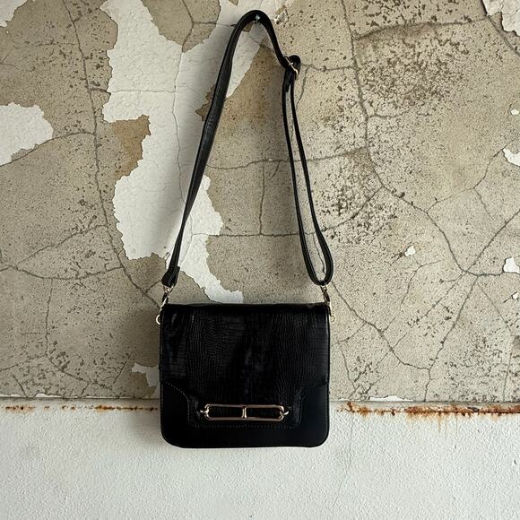 Black Faux Croc Embossed Crossbody Bag Gold Hardware Floral Lining Charles David - Picture 2 of 10